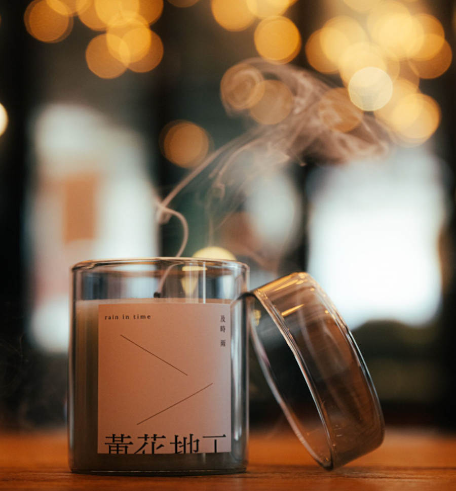 Special Series Candle 200g - RAIN IN TIME