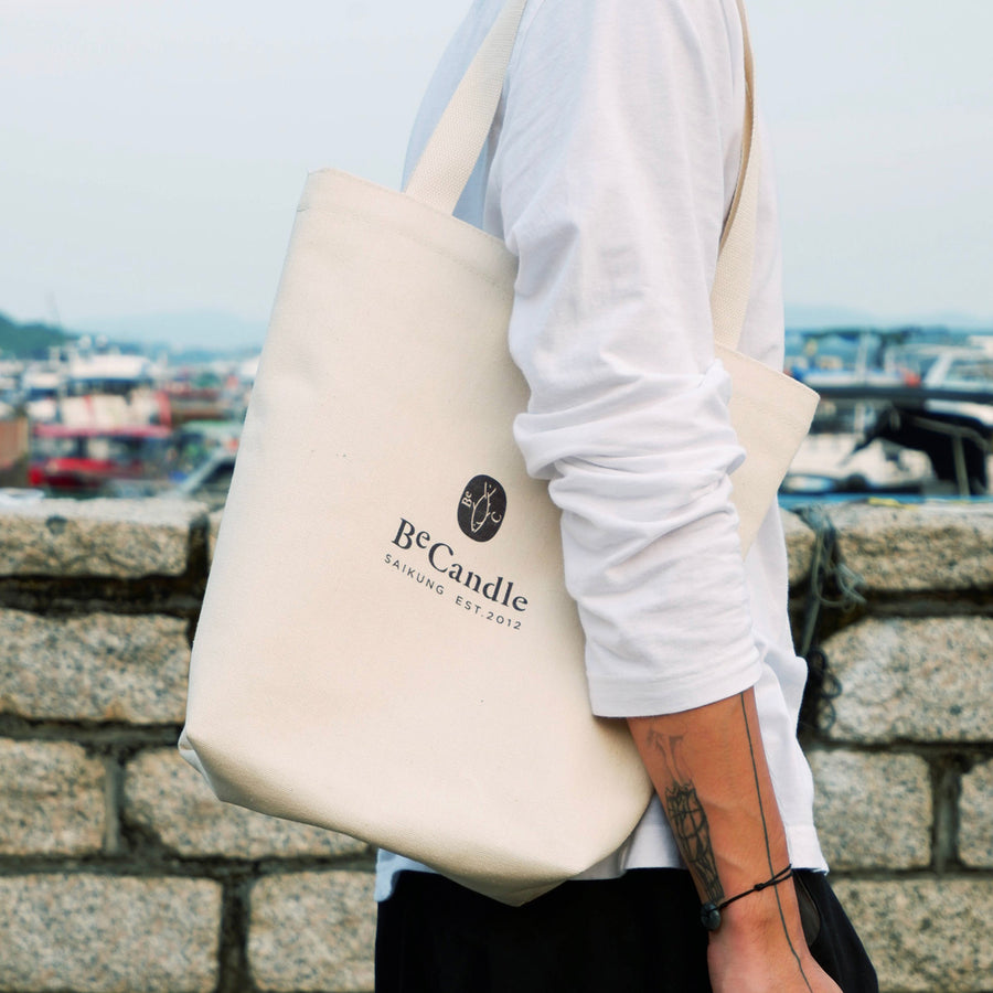 becandle-tote-bag-white-signature-bag